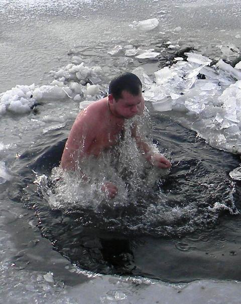 Третє Водохреща журналіста-гуманітарія Ігоря Волошина Третє Водохреща журналіста-гуманітарія Ігоря Волошина