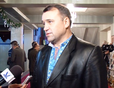 Спілка журналістів вітає Леоніда Даценка з присудженням премії Василя Симоненка Спілка журналістів вітає Леоніда Даценка з присудженням премії Василя Симоненка