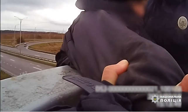 Скрін з відео ГУ НП Черкащини