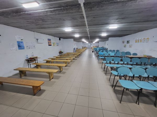 Укриття, що спорудили в колишньому тирі. З місцевого бюджету на облаштування укриття спрямували півтора мільйона гривень. Допомога бізнесу склала близько 130 тисяч гривень Укриття, що спорудили в колишньому тирі. З місцевого бюджету на облаштування укриття спрямували півтора мільйона гривень. Допомога бізнесу склала близько 130 тисяч гривень