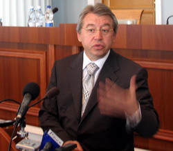 "Майже половина вирубки йшла на "Марель" - монополіста" "Майже половина вирубки йшла на "Марель" - монополіста"