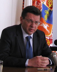 "Я абсолютно спокійно ставлюся до того, що нинішній губернатор людина не з Черкащини..."