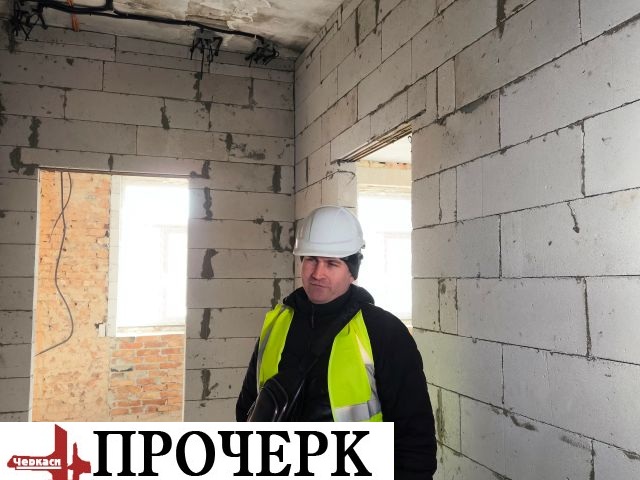 За словами виконроба Руслана Рибака, від початку робіт у жовтні 2024 року натепер виконано 50 відсотків запланованого обсягу За словами виконроба Руслана Рибака, від початку робіт у жовтні 2024 року натепер виконано 50 відсотків запланованого обсягу