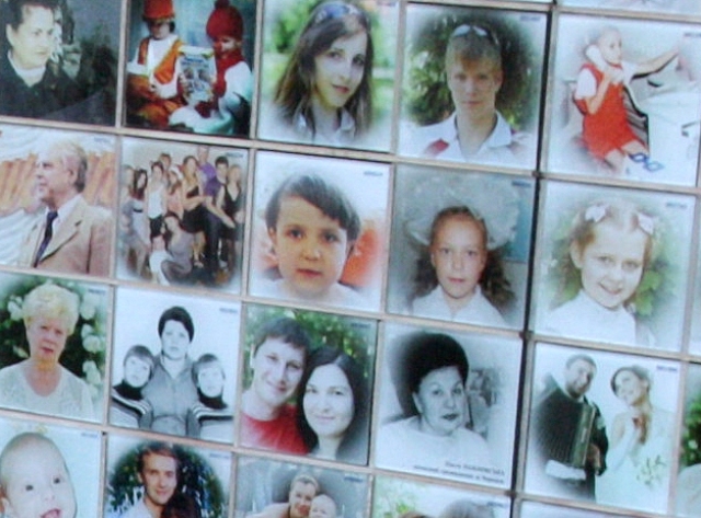 Фотостіна "FACEWALL" - ідея міського голови Сергія Одарича до святкування 725-річчя Черкас Фотостіна "FACEWALL" - ідея міського голови Сергія Одарича до святкування 725-річчя Черкас