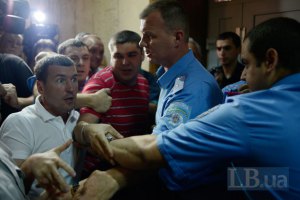 Богдан Хмельницуький - у білій футболці. Фото – Макс Левін Богдан Хмельницуький - у білій футболці. Фото – Макс Левін