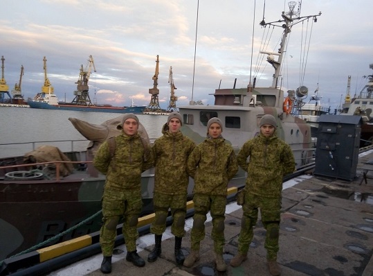 Черкаський клуб юних моряків вже врятував і відновив один катер - тепер він носить ім'я «Кузьмич»