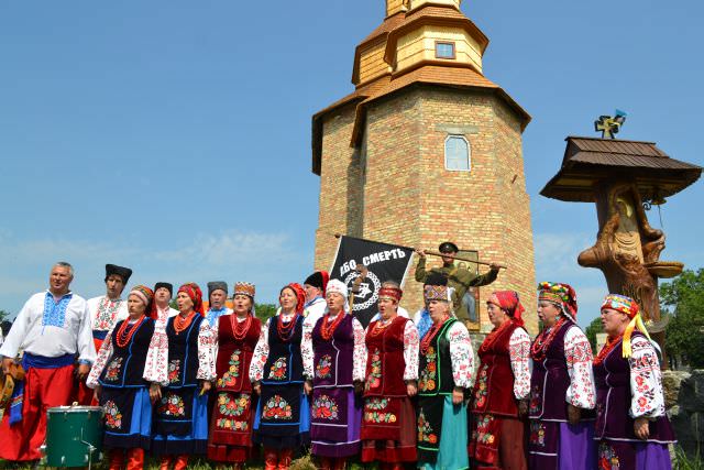 А починалася мандрівка з Холодного Яру… Фото Назарія Вівчарика А починалася мандрівка з Холодного Яру… Фото Назарія Вівчарика