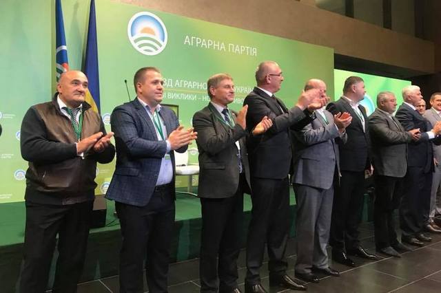 Оновлення партії підтримала більшість обласних партійних організацій, у тому числі й Черкаська