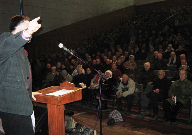 "Сьогодні українці вже чітко усвідомлюють, що режим Януковича-Азарова-Тігіпка є відверто ворожим до українців, є відверто антинародним за своєю діяльністю" "Сьогодні українці вже чітко усвідомлюють, що режим Януковича-Азарова-Тігіпка є відверто ворожим до українців, є відверто антинародним за своєю діяльністю"