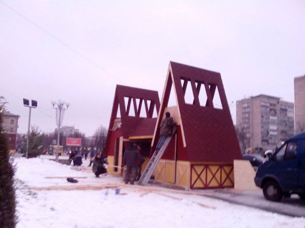 У Черкасах влада готується до завтрашніх гулянь У Черкасах влада готується до завтрашніх гулянь