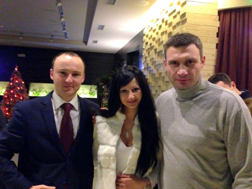 «Разом зі мною була Діночка», – повідомив черкаський «ударівець» під фотографіями «Разом зі мною була Діночка», – повідомив черкаський «ударівець» під фотографіями