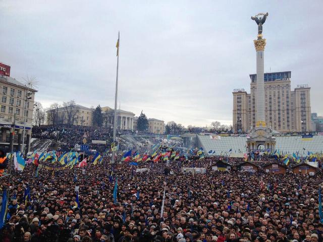 Майдан сьогодні (фото сенатора Джона МакКейна) Майдан сьогодні (фото сенатора Джона МакКейна)