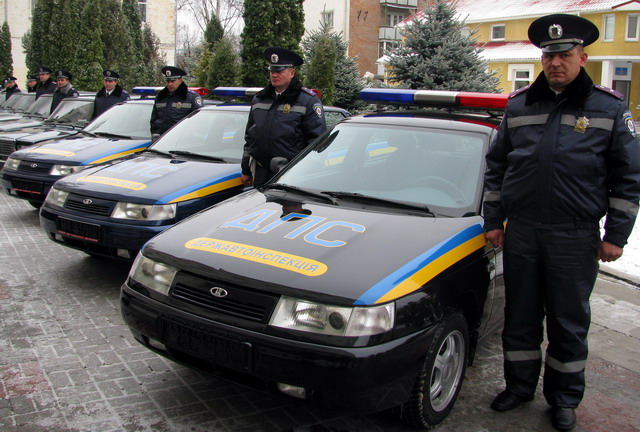 Всього парк правоохоронців оновився на 17 автівок Всього парк правоохоронців оновився на 17 автівок