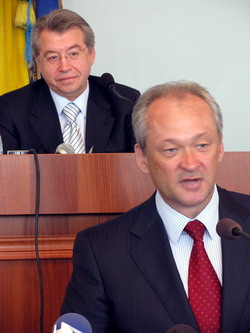 Головний черкаський "будівничий" Сергій Тулуб може розраховувати на підтримку не лише однопартійців, а й опозиції? Головний черкаський "будівничий" Сергій Тулуб може розраховувати на підтримку не лише однопартійців, а й опозиції?