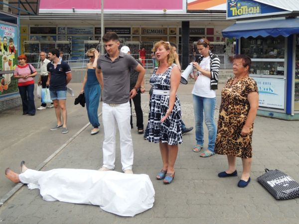 300 українців щодня гине від тютюну 300 українців щодня гине від тютюну