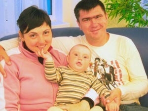 Чоловік Дмитро і син Мишко – два найбільших убоволівальники параолімпійської чемпіонки Людмили Павленко(фото – «Комсомольская правда в Украине») Чоловік Дмитро і син Мишко – два найбільших убоволівальники параолімпійської чемпіонки Людмили Павленко(фото – «Комсомольская правда в Украине»)