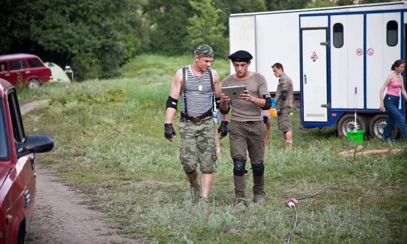 Актори відразу переглядають відзняті кадри Актори відразу переглядають відзняті кадри