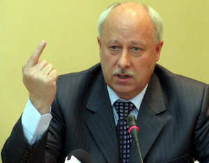 Очевидно, що від якої б партії не балотувався головлікар обласної лікарні, за посадою він - фаворит на виборчому окрузі Очевидно, що від якої б партії не балотувався головлікар обласної лікарні, за посадою він - фаворит на виборчому окрузі
