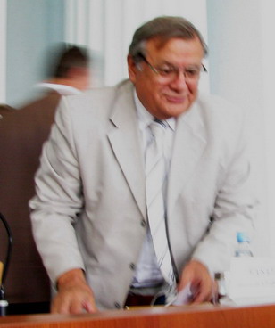 "Головне – набрати людей зі старим мисленням, які б тобі дивились по-собачому в очі". Чабан Анатолій Юзефович - заступник губернаторів Лук'янця, Черевка, Тулуба. "Головне – набрати людей зі старим мисленням, які б тобі дивились по-собачому в очі". Чабан Анатолій Юзефович - заступник губернаторів Лук'янця, Черевка, Тулуба.