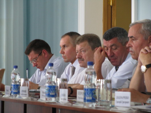 Мер і "губернаторська рать": начальники обласних СБУ, прокуратури, УМВС та ДПА Мер і "губернаторська рать": начальники обласних СБУ, прокуратури, УМВС та ДПА