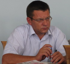 Мер Черкас шокований політичними заявами начальника обласної міліції Мер Черкас шокований політичними заявами начальника обласної міліції