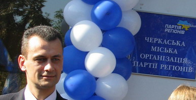 Сергій Отрешко визнає, що отримує "консультації" прийшлих технологів Сергій Отрешко визнає, що отримує "консультації" прийшлих технологів