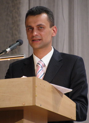 Сергій Отрешко готовий підставити плече мудрому губернатору Сергій Отрешко готовий підставити плече мудрому губернатору