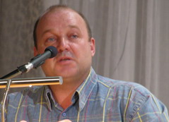 "Україна для людей, а не для парків!", - депутат міськради критикує нинішнього міського голову "Україна для людей, а не для парків!", - депутат міськради критикує нинішнього міського голову