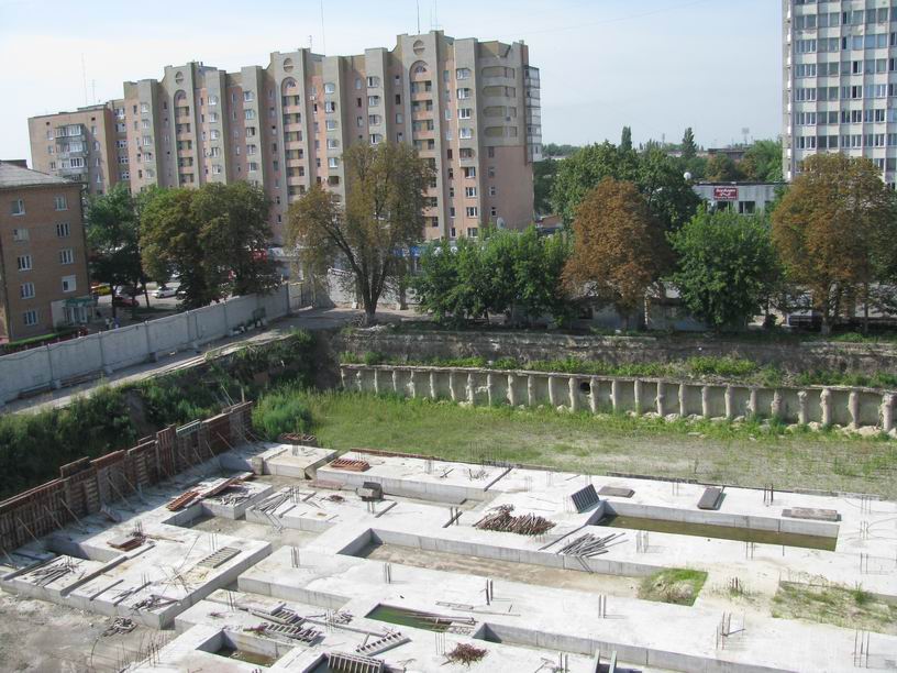 Земельна ділянка буде придбана у міста за 1.2 мільйони гривень Земельна ділянка буде придбана у міста за 1.2 мільйони гривень