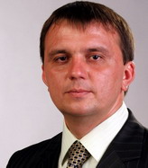 Безпартійний Жмаєв є кандидатом-висуванцем від Компартії Безпартійний Жмаєв є кандидатом-висуванцем від Компартії